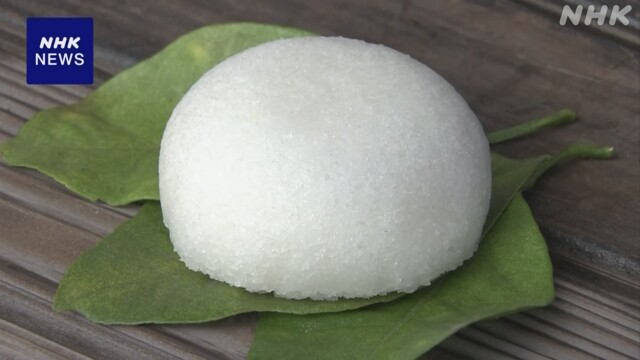 Kagoshima prefecture snack "karukan" to the shrine.