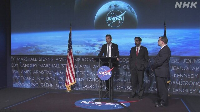 Astronauts: I'm not feeling well, so I've decided to go back to Earth.