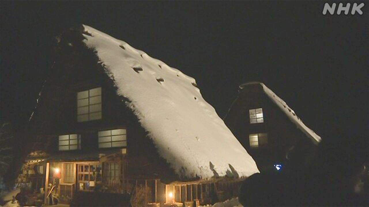 Gassho-zukuri" houses in Shirakawa Village, Gifu Prefecture are now lit up.