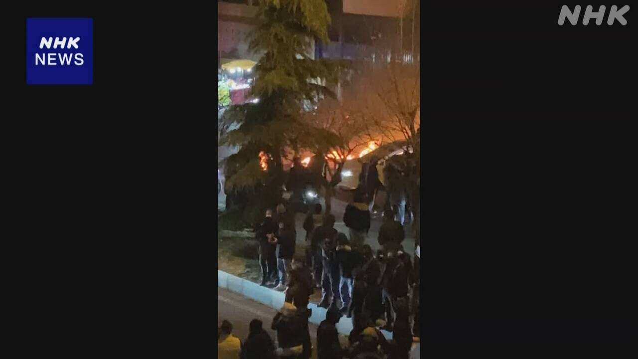 Demonstrations against the government in Iran "many people died."