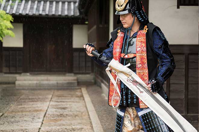 雨と刀