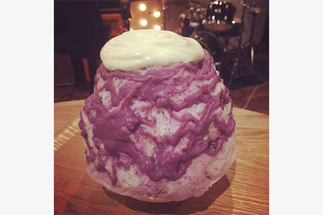 Kakigoori of red sweet potato