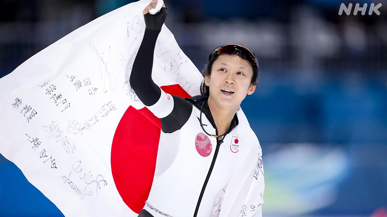 Miho Takagi medaled in three consecutive events.