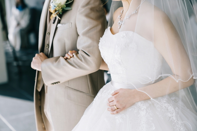 Leaving a national idol group after a relationship was discovered, a blistering marriage at the age of 24: "Things like sparkles are disappearing."