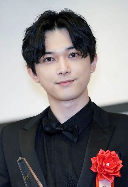 Despite losing 13kg... "Bakebake" Ryo Yoshizawa, who was normal when he appeared in Asaichi, "a group related to a model character" gave a surprising testimony.