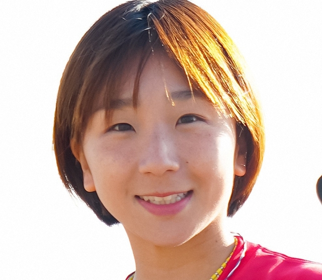 Narumi Takahashi was from a very difficult school! From a high school with a 76 deviation score, she went on to a famous university, where she "worked hard" in both the liberal arts and the martial arts.