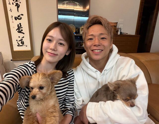 What in the world is going on at night? Aoi Kawaguchi, who married a popular martial artist last year in a surprise marriage, was shown in a "sleeping elephant" with her legs spread wide open, and people said, "It's amazing that she can sleep well.