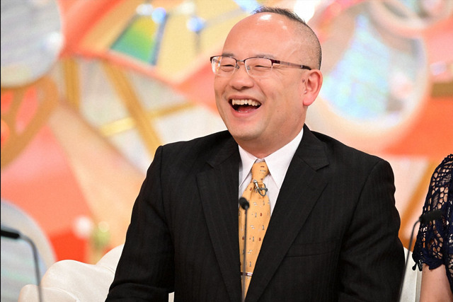 Welcome newlyweds! A divorced businessman in his 50s falls in love at first sight with the No.1 hostess in Nakasu, Fukuoka.