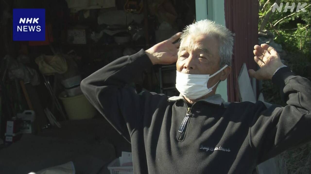 A man was attacked by a bear in the mountains of Hokkaido, but he was not injured.