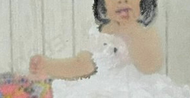 The child's photo was just a printing mistake... It turned out like a horror painting, and people laughed saying, "I blew my nose" and "Gums are showing lol."