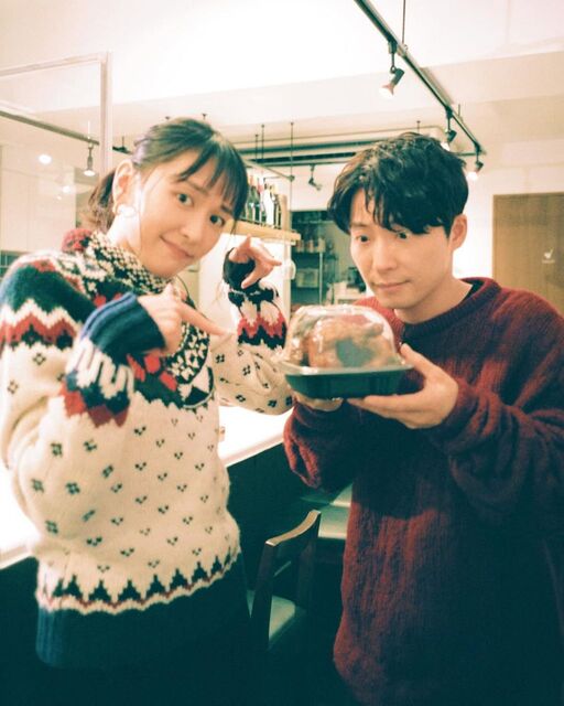 「星野源うらやま!」妻は新垣結衣...結婚5年のリラックス姿に写る〝幸せの象徴〟に「珍しい嬉しい」「奥様が撮られた写真かな?」ファン騒然