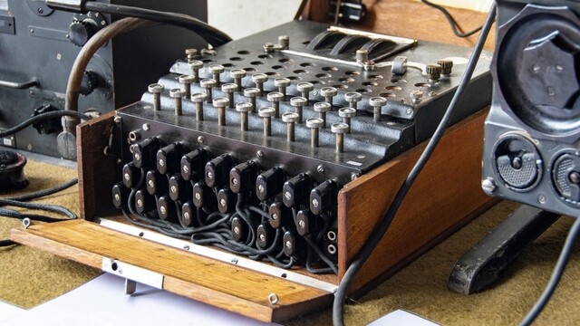 Modern AI has taken on the extremely complex encryption machine "Enigma" from World War II.