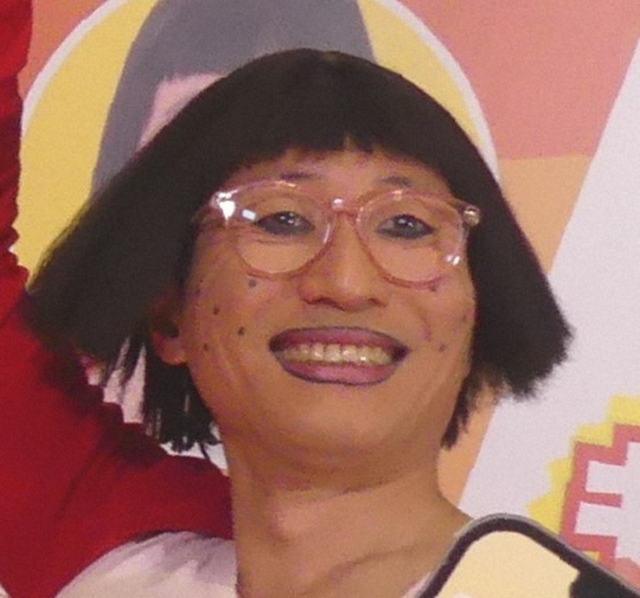 “別居婚”吉本新喜劇すっちー妻に「その服ええやん」褒めたらまさかの反応...なるみ大笑い「奥さん凄い」