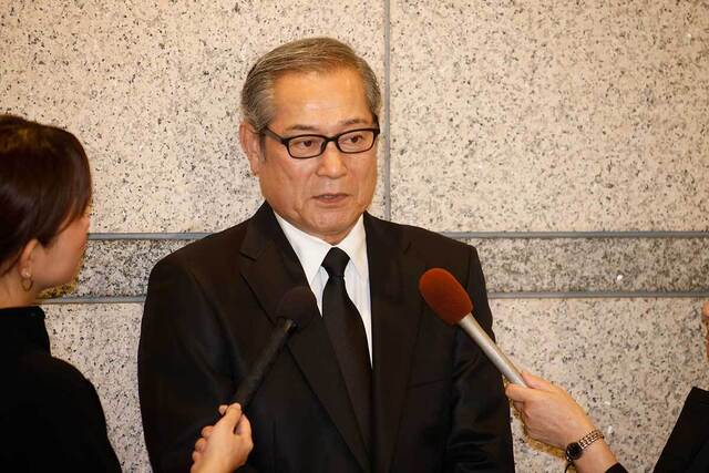 松平健、中村玉緒さん通夜で“介護施設費の援助”に言及「公私ともに大変お世話になりました」