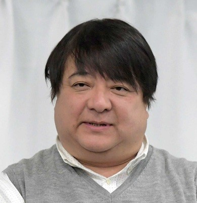 「一瞬誰かと...」彦摩呂、30キロ近く減量した姿に反響既製品の防護服が着られるとはしゃいで報告「素晴らしい」「芯の強い人に憧れます」