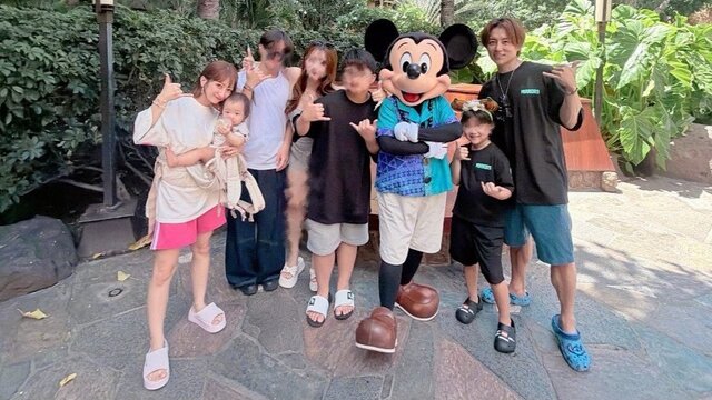 [Tsuji Nozomi] "7-person family Hawaii trip" — including 1-year-old Yumina-chan, "pretty chaotic," but safely returned home, "the worst part is putting away 12 suitcases"
