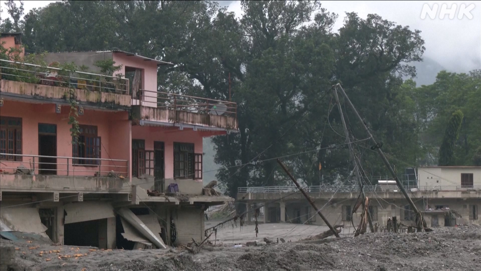 Mudslides in Nepal and China: Death Toll Exceeds 900