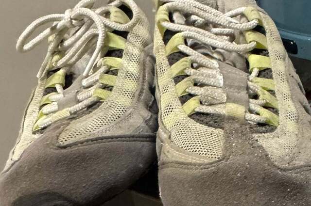 I took out the "Air Max 95" I bought 20 years ago from the box...? A tragic ending: "Shoes are perishable" "Whoa, hydrolysis!"