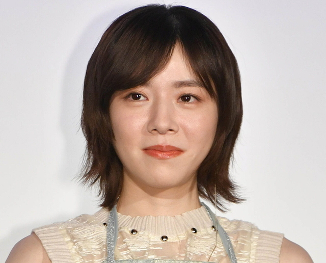 The Kohaku singer confesses that her April last year hiatus was due to 'depression,' her body wouldn't move, and 'I truly couldn't even sing'