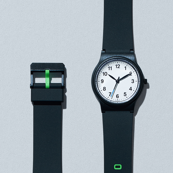 FamilyMart: Watch that nearly sold out in 10 days returns, co-developed with Citizen for 1998 yen