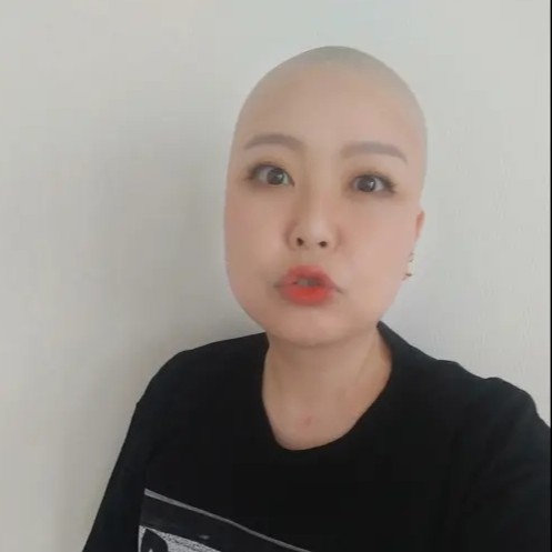 [Illness Journal] Stage 3 'uterine body cancer' with lymph node metastasis... When I was told 'death is near,' everything went dark before my eyes