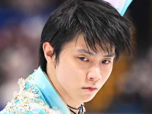 "His face has changed" "He looks like a different person" — Yuzuru Hanyu's "drastic change in atmosphere" draws shocked reactions to his recent photo, four years after retiring from competition: "I didn't recognize him until I saw his name" "Is it because of his hairstyle?"