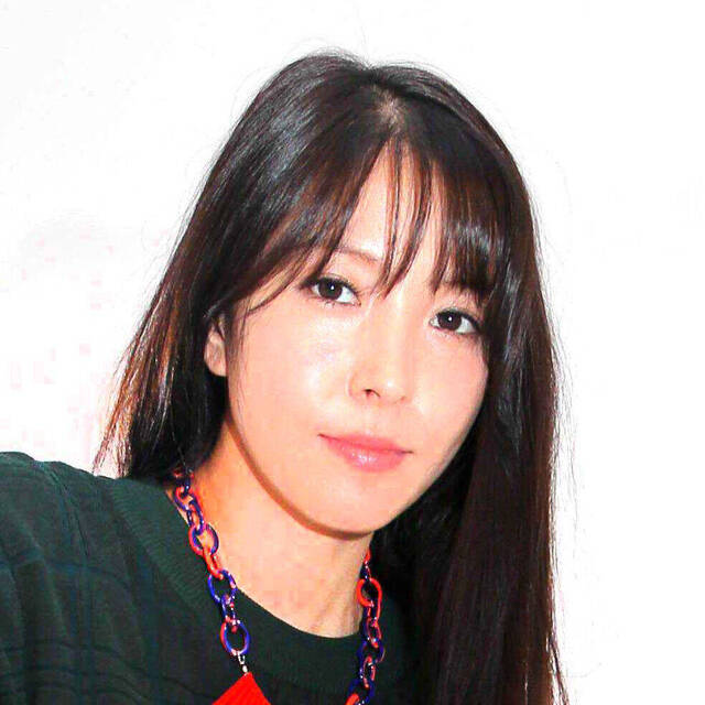 "Is that BoA?" At 39, her current "nose" makes the internet do a double take: "Is it real?" Her image changes drastically: "Unbelievably..." "Different from usual"