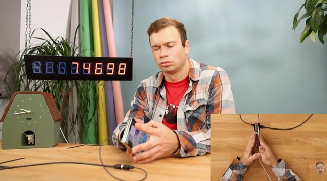 A livestream that endlessly flip-flops the iPhone Duo. A shocking development at the 75,001st time.